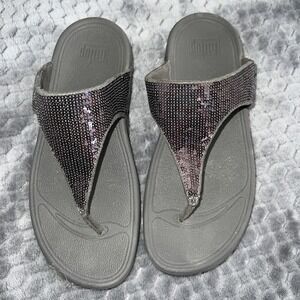 FitFlop LuLu Sequins Gray Metallic Wobbleboard Thong Sandal  SIZE 8